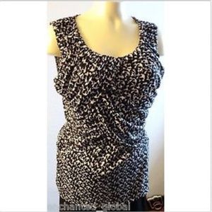 Nine West women's ruffled sleeveless Top L